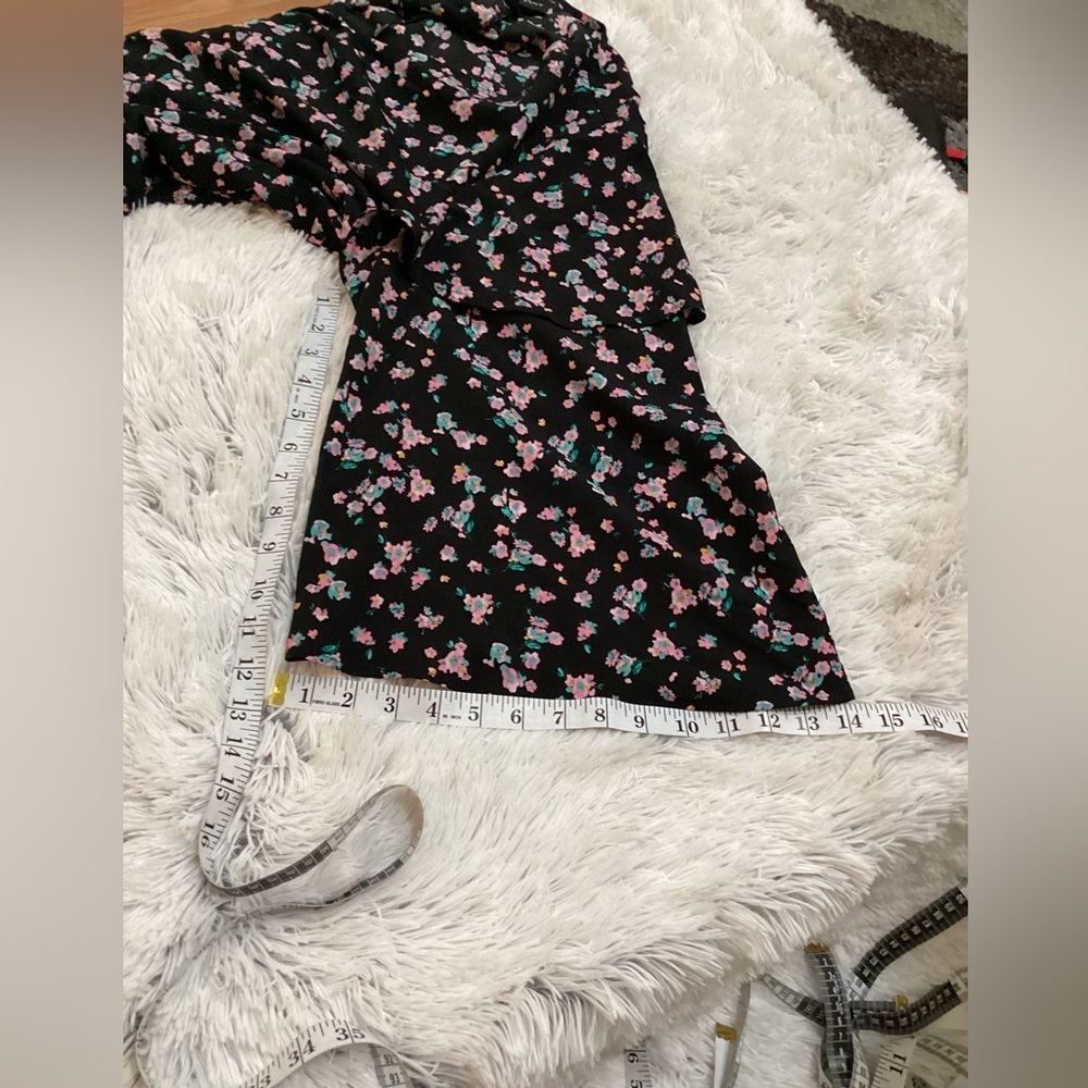 Lane Bryant V neck floral layered bell sleeve blouse Woman’s 18/20 - Picture 9 of 12